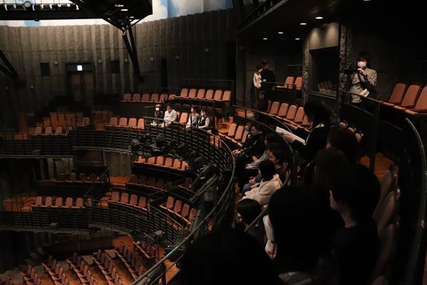 【レポート】サヨナラ 世田谷パブリックシアター青空天井 劇場ツアー