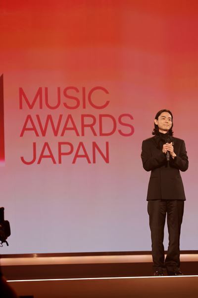 サカナクションが8冠　Mrs. GREEN APPLE、Fujii Kaze、HANAらが主要賞受賞『MUSIC AWARDS JAPAN 2026』