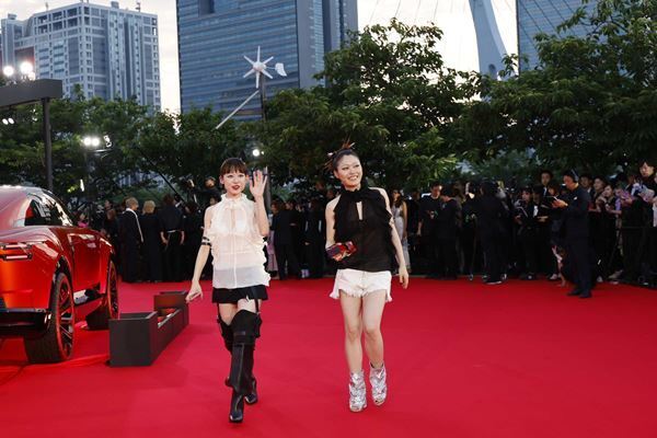 サカナクションが8冠　Mrs. GREEN APPLE、Fujii Kaze、HANAらが主要賞受賞『MUSIC AWARDS JAPAN 2026』