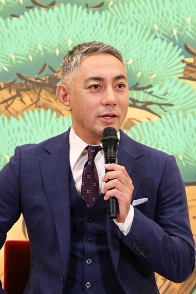 「七月大歌舞伎」出演の團十郎 取材会で『め組の喧嘩』の“江戸の粋”、『春興鏡獅子』での親子共演を語る