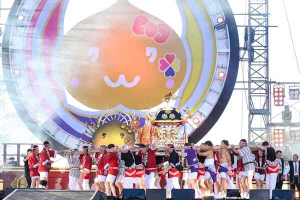 ももクロ、10年ぶりの『桃神祭』に3万6000人！「走れ！」「青春賦」で心をつなぎ、20周年のその先へ