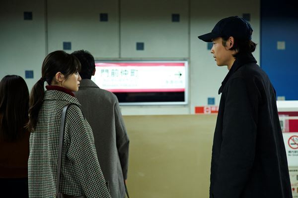 松村北斗×今田美桜『白鳥とコウモリ』豪華キャストが共演する場面写真9点が一挙公開