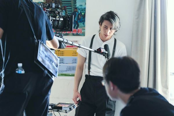 内田英治監督が語る『スペシャルズ』「佐久間くんは“個の魅力”がとてもある人」