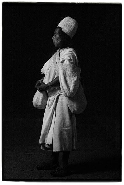 Bunkamura ザ・ミュージアム現展示室で行われる最後の展覧会『高木由利子 写真展 Threads of Beauty 1995-2025 ― 時をまとい、風をまとう。』3月10日から