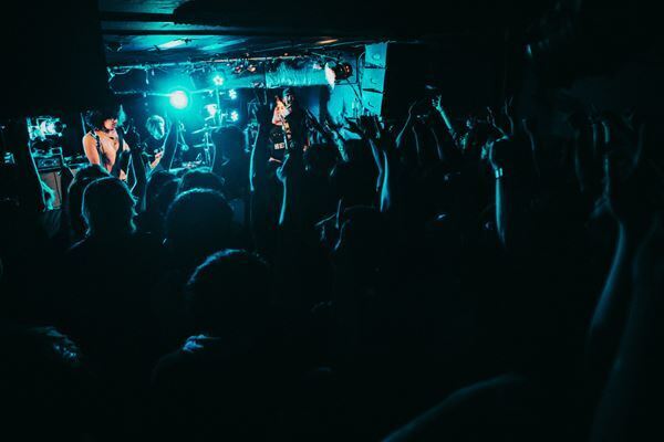 HONEST × May Forth、名古屋の盟友が下北沢で激突　『Grasshopper vol.41』レポート