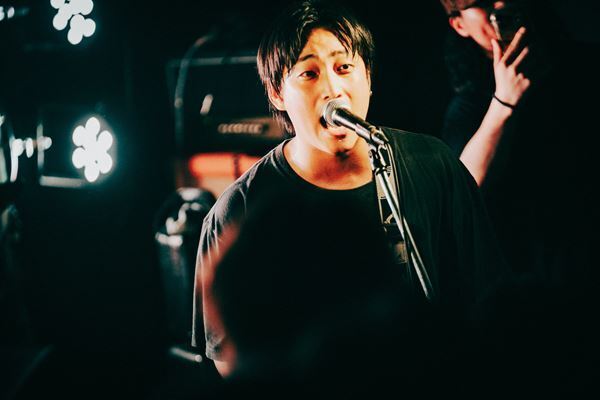 HONEST × May Forth、名古屋の盟友が下北沢で激突　『Grasshopper vol.41』レポート
