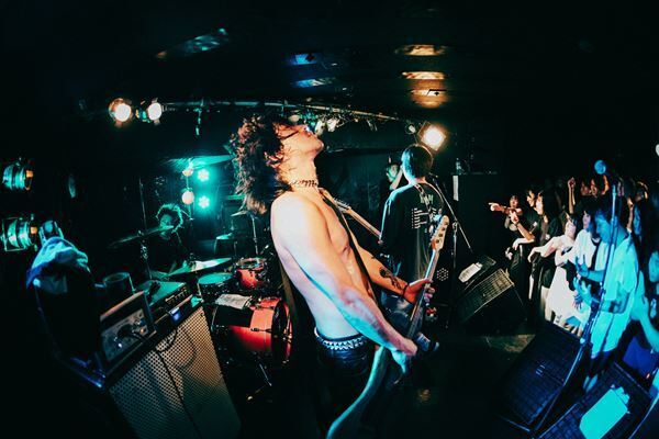 HONEST × May Forth、名古屋の盟友が下北沢で激突　『Grasshopper vol.41』レポート