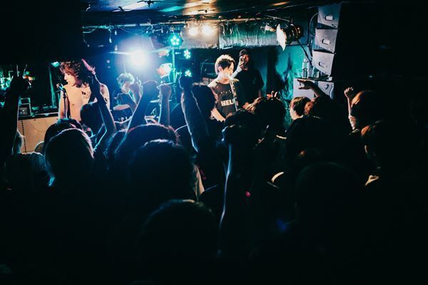 HONEST × May Forth、名古屋の盟友が下北沢で激突　『Grasshopper vol.41』レポート