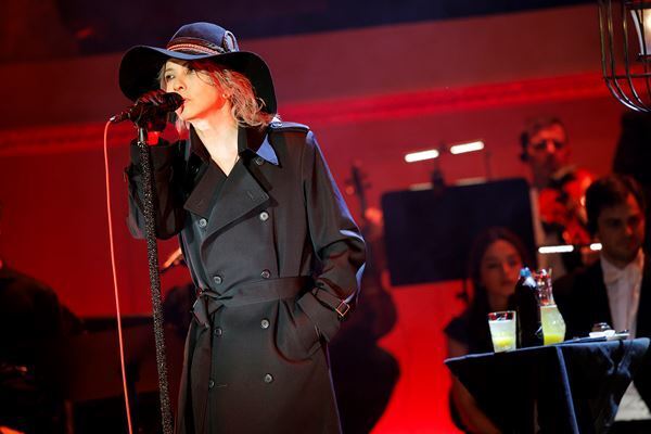 音楽の都・ウィーンで響いた“静かなるHYDE”――オーケストラツアー感動のフィナーレ【オフィシャルレポート】