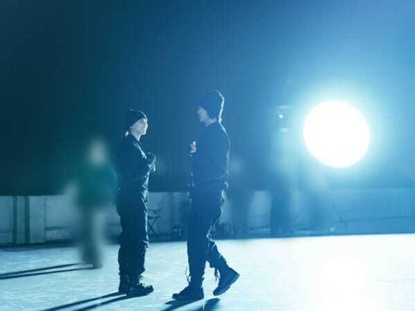 DMM TV『幸せカナコの殺し屋生活２』ダジャレ対決ロケ動画公開　第5話オフショット＆クランクアップ写真も解禁