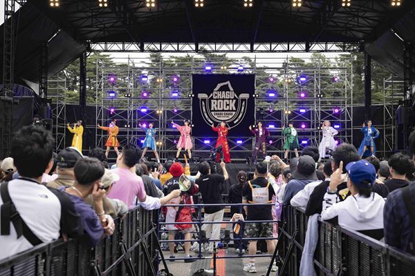.ENDRECHERI.がフィナーレ　日食なつこ、きゃりーぱみゅぱみゅ、Kroiら出演『CHAGU CHAGU ROCK FESTIVAL 2026』2日目レポート
