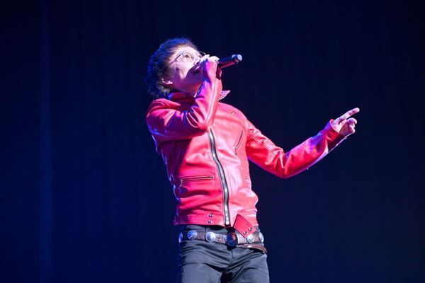 全員60歳！ 1966年生まれが大集結した『ROOTS66』 「日本印度化計画」から「夏色のナンシー」までヒット曲オンパレードの伝説すぎる東京公演をレポート！