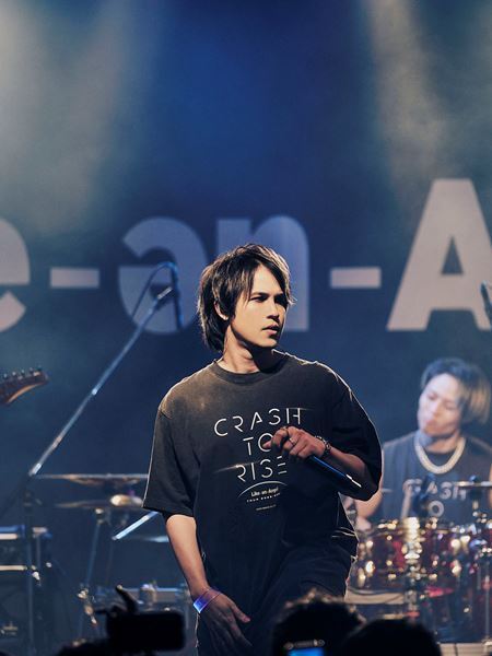 【TETSUYA & Like-an-Angelライヴ特集 PART3】 Like-an-Angelが横浜で放った“覚醒のステージ” ー＜TOUR 2025－2026“Crash to Rise”＞Yokohama Bay Hallライヴレポート