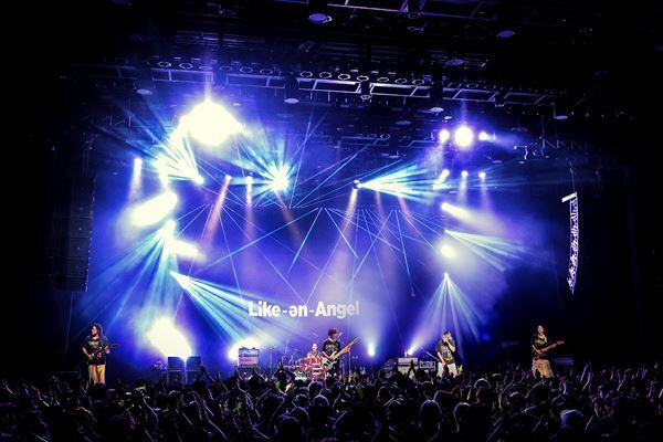 【TETSUYA & Like-an-Angelライヴ特集 PART1】TETSUYA、ヴォーカルとベースの二面性で魅了──音楽人生の全てを見せた〈「TETAUYA BIRTHDAY CELEBRATION」LIVE 2025“THANK YOU”〉 1st＆2ndライヴ全網羅レポート