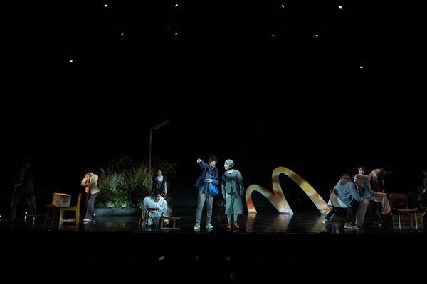 文学座×キャラメルボックス『賢治島探検記 2026』オフィシャルレポート＆舞台写真到着 『銀河鉄道の夜』などの名作で構成