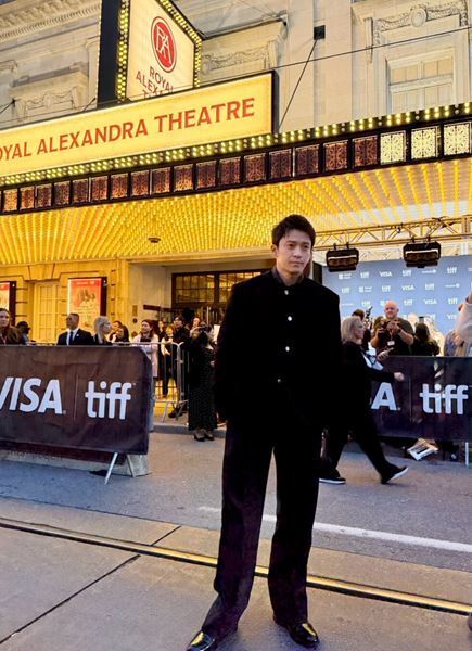 小栗旬＆リリー・ジェームズ＆間宮祥太朗ら登壇 『バッド・ルーテナント』トロント映画祭でワールドプレミア開催