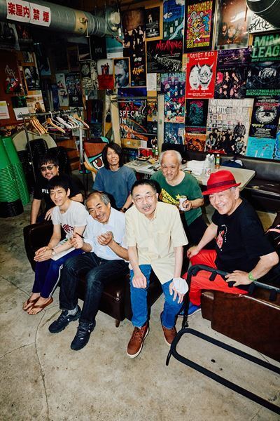 ソールドアウトで超満員の熱気！ 吾妻光良トリオ+1×台風クラブ『PLAY VOL.170』レポート