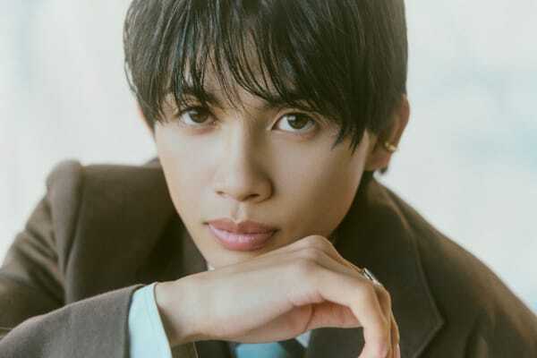 草川直弥×知念英和「知念くんの魅力の沼に落ちました」8 年の純愛を描くふたりの信頼関係