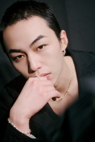 綱啓永×高橋侃「お互いがいないとダメ」な関係から「ボクシング兄弟役」の野望まで！？ 撮影現場で起きた“化学反応”の正体