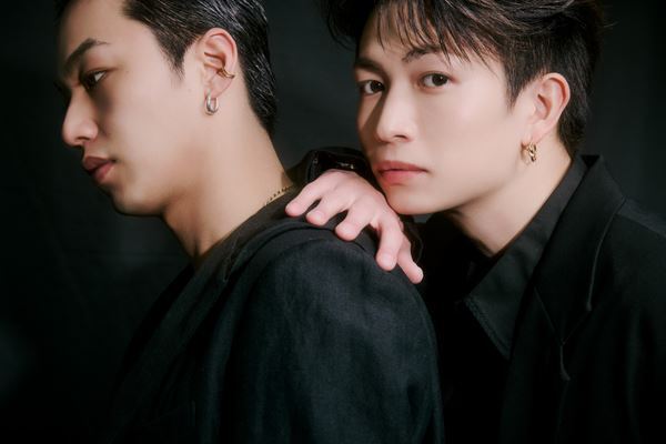 綱啓永×高橋侃「お互いがいないとダメ」な関係から「ボクシング兄弟役」の野望まで！？ 撮影現場で起きた“化学反応”の正体