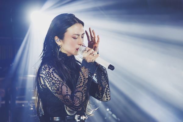 柴咲コウ、全国ツアー『KO SHIBASAKI LIVE TOUR 2025 ACTOR'S THE BEST 〜邂逅〜』ファイナル奈良公演のオフィシャルレポート到着