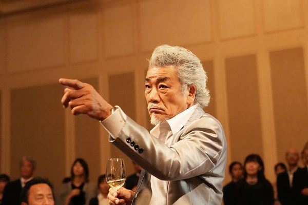 面白い！　舘ひろし主演『免許返納!?』──ここまでやるか、のセルフパロディ【おとなの映画ガイド】