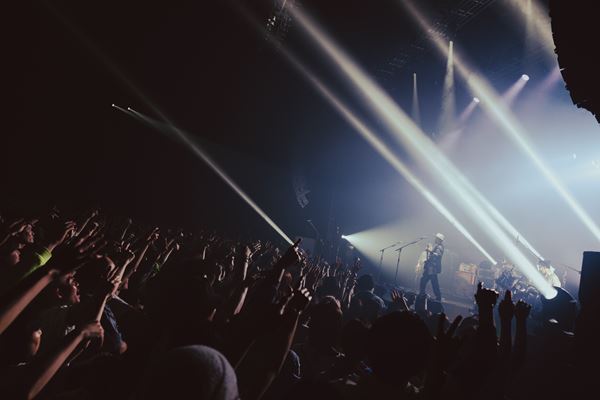 『ACIDMAN LIVE TOUR “光学”』スタート！初日神奈川・KT Zepp YOKOHAMAのオフィシャルレポート到着