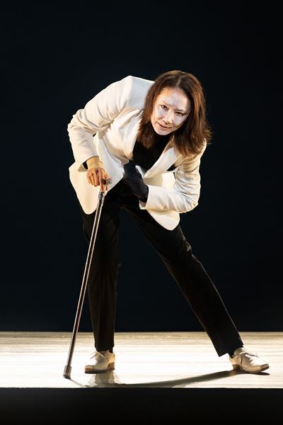 吉田羊、初の悪役でネガティブな感情を解放　PARCO劇場にて『リチャード三世』開幕