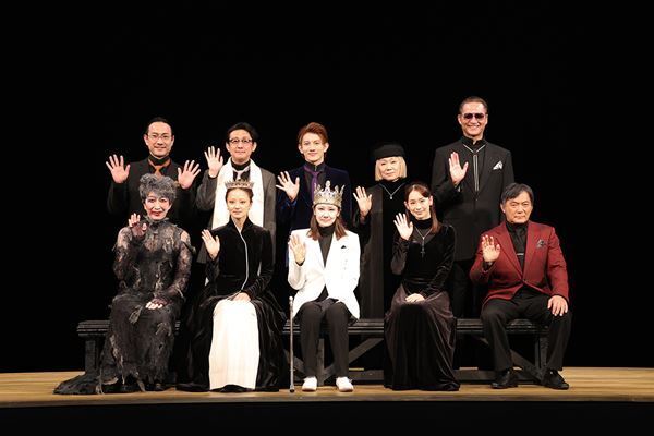 吉田羊、初の悪役でネガティブな感情を解放　PARCO劇場にて『リチャード三世』開幕