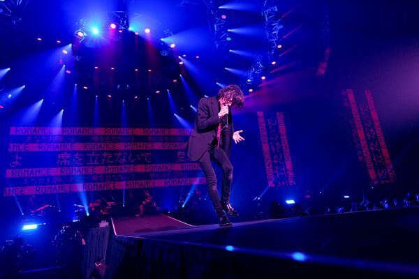 宮本浩次、60歳のバースデーライブ『60周年記念公演 さあ、ドーンと行くぜ！』オフィシャルレポート到着