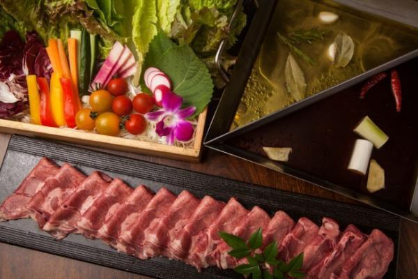 鍋シーズン到来！今年のトレンド鍋「カラフルビューティー鍋」2種登場