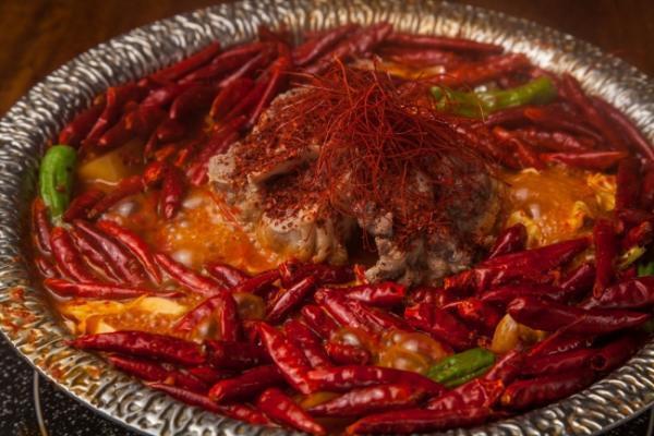 鍋シーズン到来！今年のトレンド鍋「カラフルビューティー鍋」2種登場