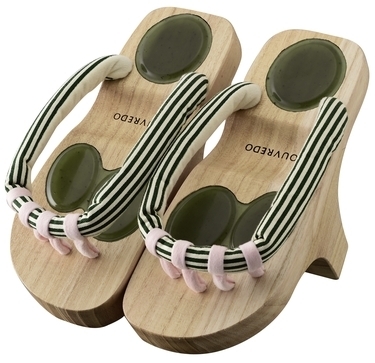 代謝をアップさせてダイエットできる下駄が新発売