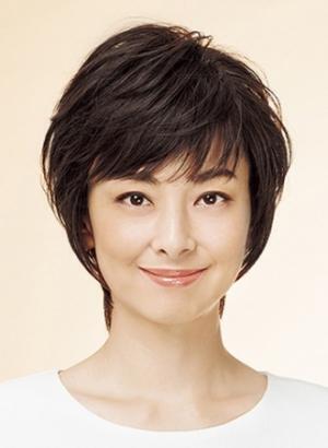 雰囲気ガラリと美しく　リフトアップできるナチュラルウィッグが登場