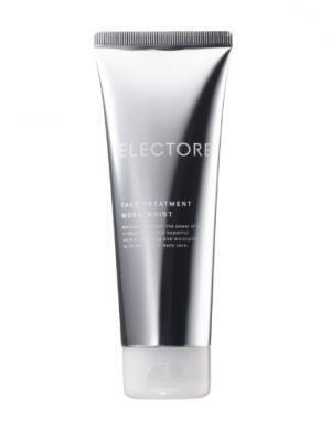 スザンヌも愛用中！たったの10秒でエイジングケア