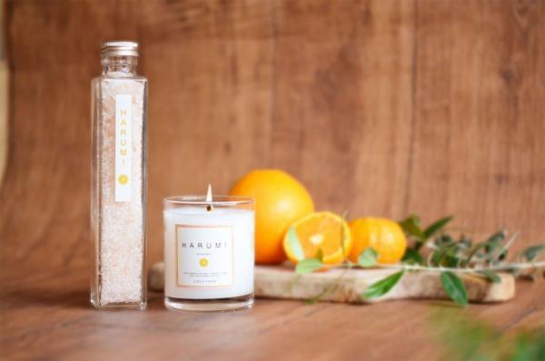 みかんのエキスたっぷりアロマキャンドル＆バスソルト新発売
