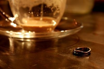 16年間行方不明の結婚指輪を盗んだのは「ニンジン」と「ジャガイモ」？