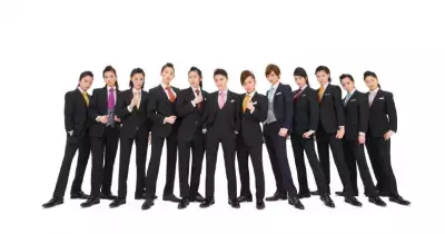 AKBメンバーが初の男装！はるやまCMでデコ出しも