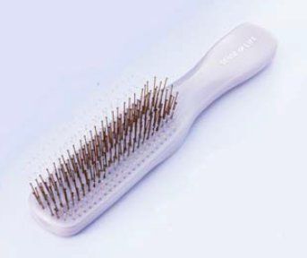 【ポーラ】美しい髪へ、毛穴の汚れを落とし頭皮マッサージができるヘアブラシ新発売