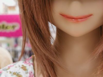 両顎の美容整形失敗を苦に女子大生が自殺