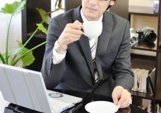 男性の美容整形、2倍に増加