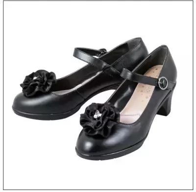 おしゃれに歩きながらエクササイズ！パンプスタイプの「セダークレスト」登場