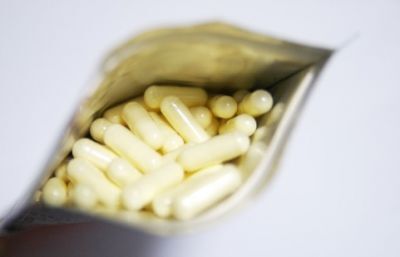 ビタミンEの過剰摂取に注意！骨粗鬆症の危険も