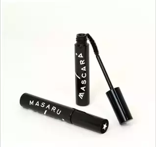 人気メイクアップアーティスト濱田マサルのオリジナルマスカラがついにデビュー！