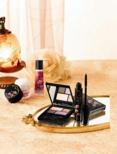 魅力的な大人の女性になれる、秋の【限定メーク】を発売！