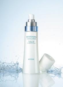 アテニア、薬用美白化粧水「ホワイトニング クリアローション」リニューアル新発売
