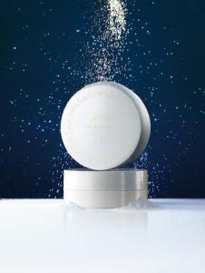 オルビス、大人のベビーパウダー「 ナイトタイムパウダー」を数量限定で新発売