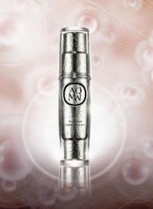 コーセーから、いつまでも若々しい肌を保てる、エイジングケア美容液、発売！