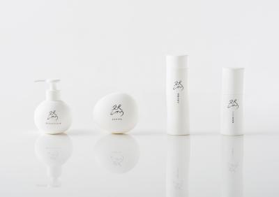 コスメブランド「然」の思わず手に取りたくなるパッケージとは