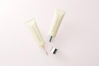 うるおいを補給するメイクアップベース登場！